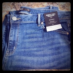 Simply vera vera wang skinny jeans size 18